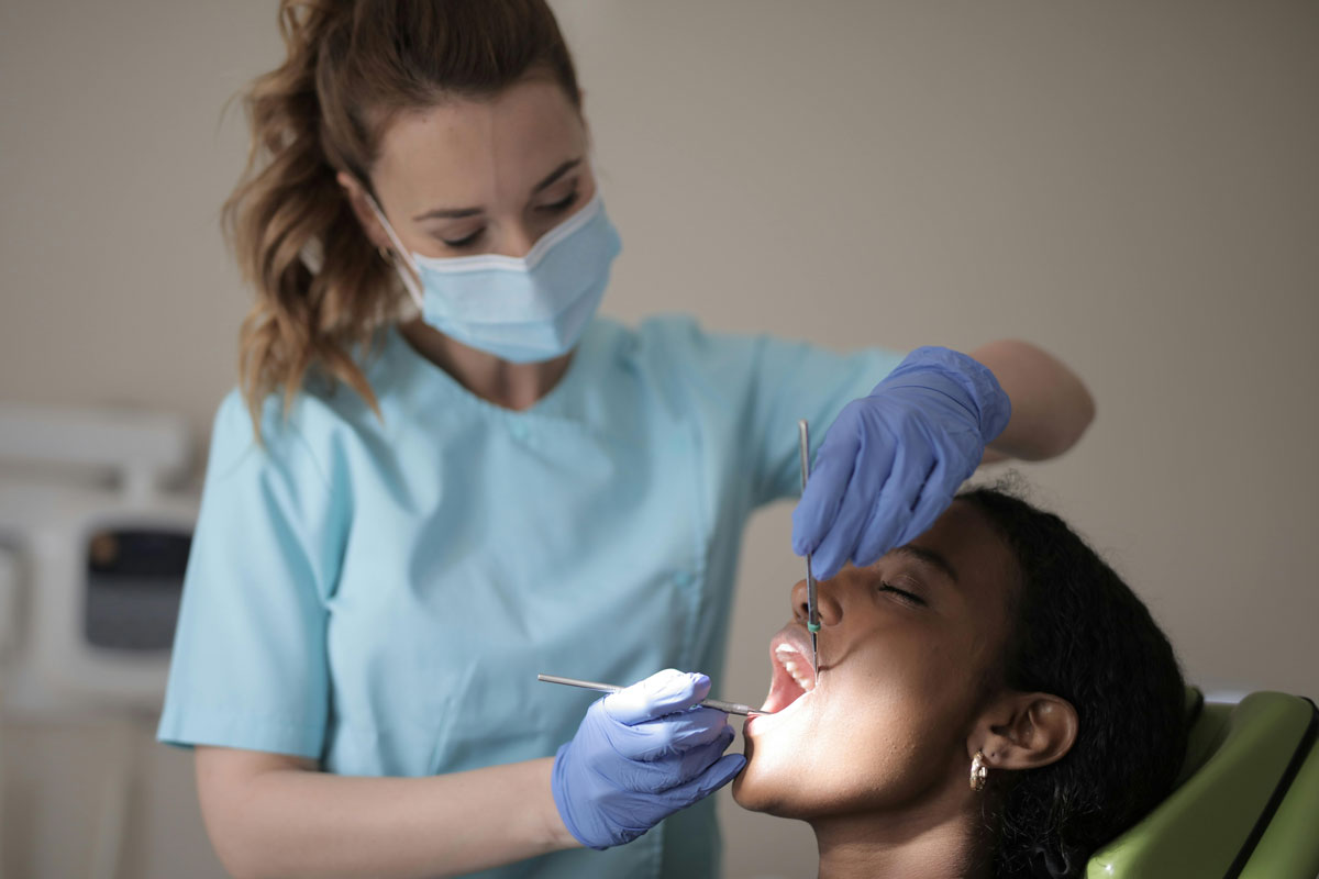 4 Common Problems We Solve with Simple Cosmetic Dentistry Treatments