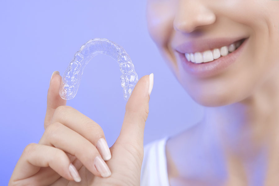 Invisalign: A Straighter Smile in 3 Steps