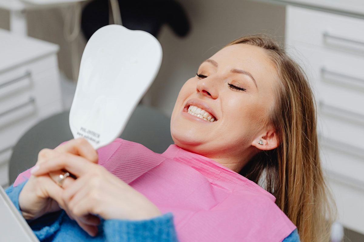 Dental Implants vs. Dentures: Making the Right Choice for You
